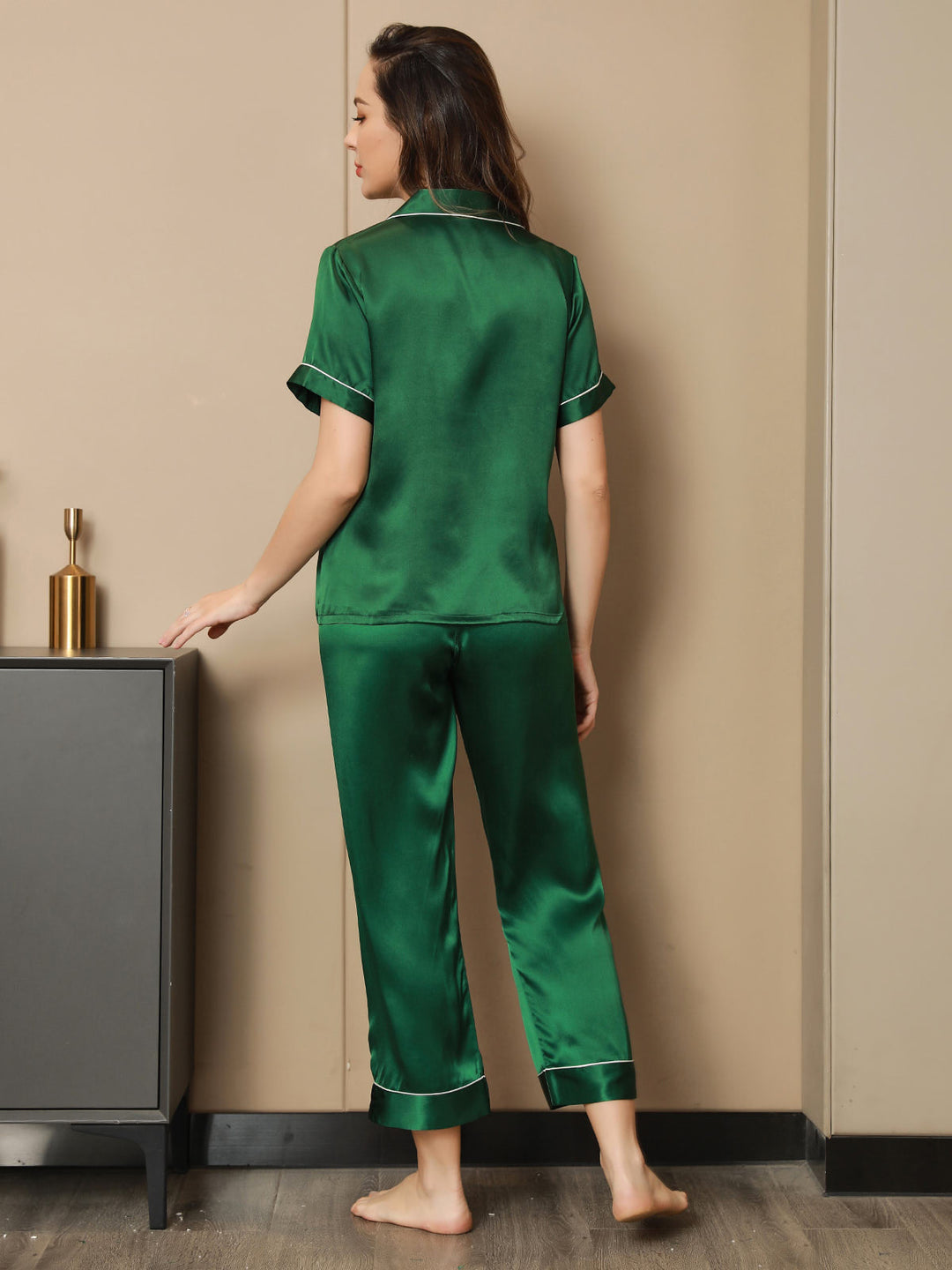 Elegantes Pyjama-Set aus Seide für Damen