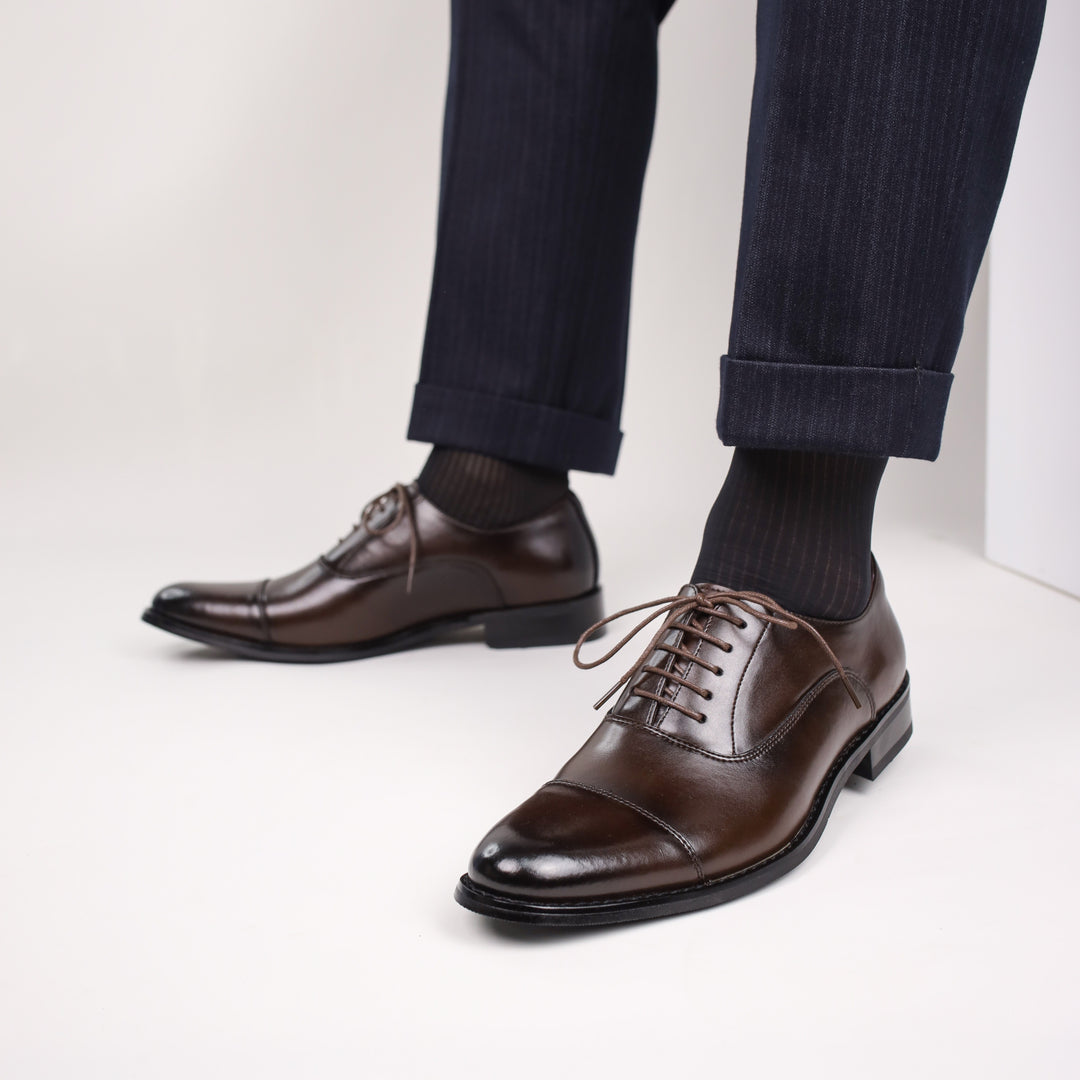 Oxford lace-up shoes for men