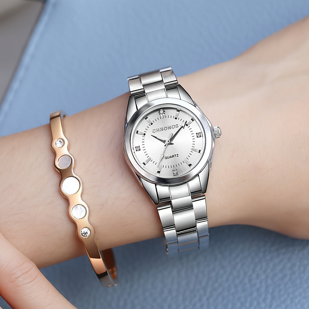 Luxurious quartz ladies watch with rhinestones