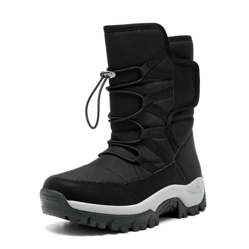 Insulated winter boots for women