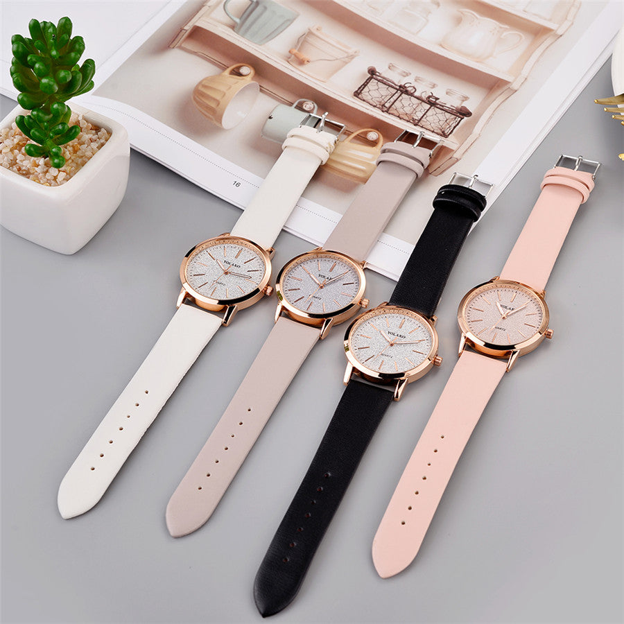 Simple quartz watch with leather strap for women