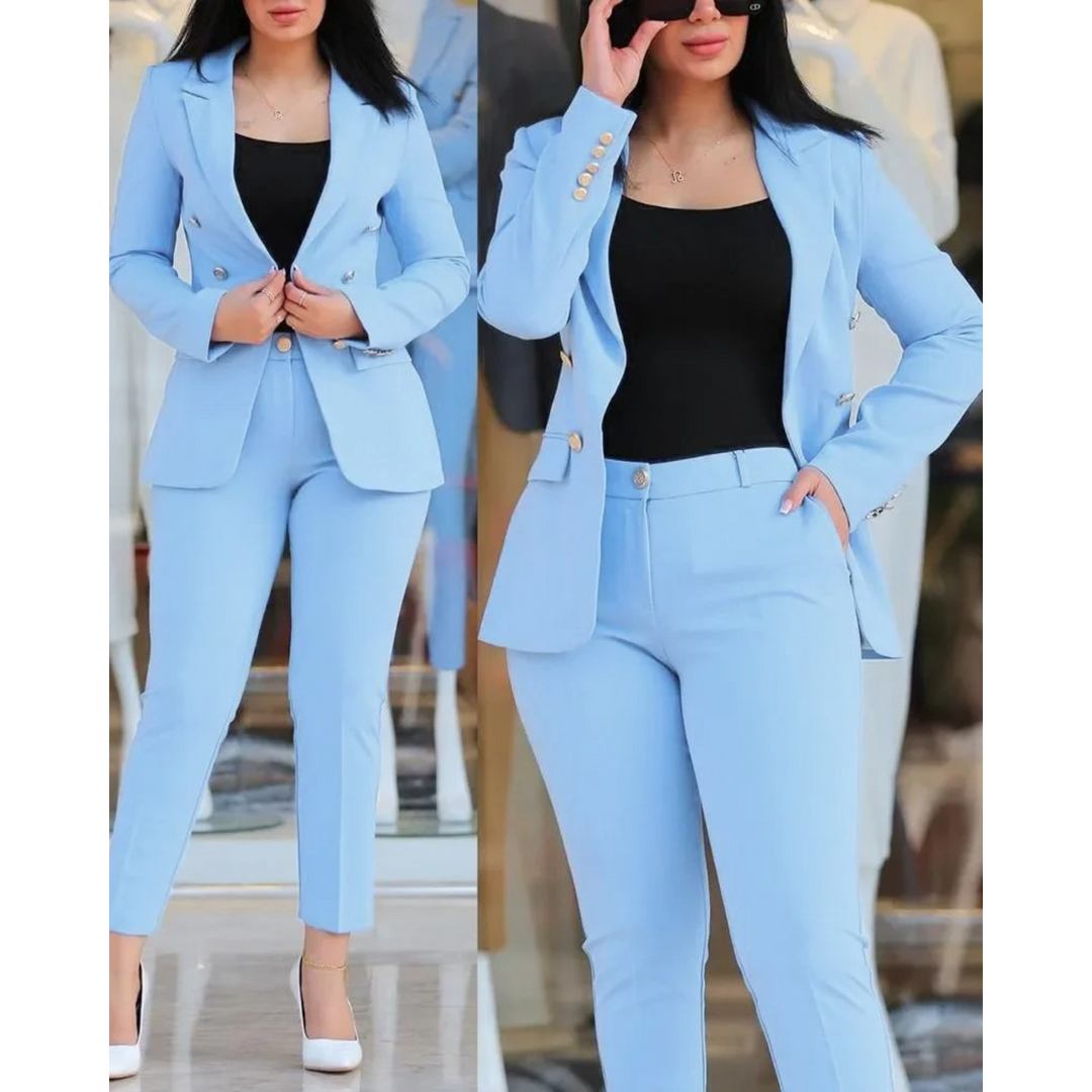 Double-breasted blazer and trouser set in slim fit