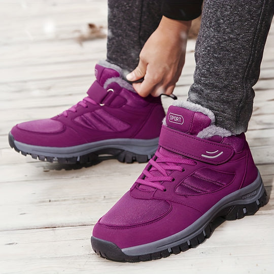 Fleece-lined hiking boots for women