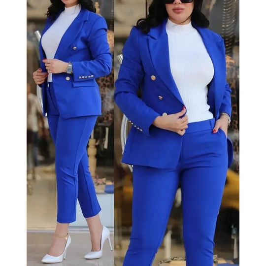 Double-breasted blazer and trouser set in slim fit