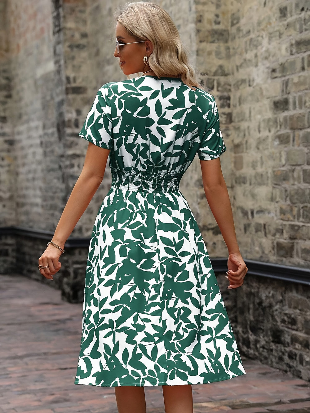 Floral wrap dress with short sleeves