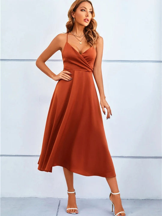 Rückenfreies Satin Maxikleid