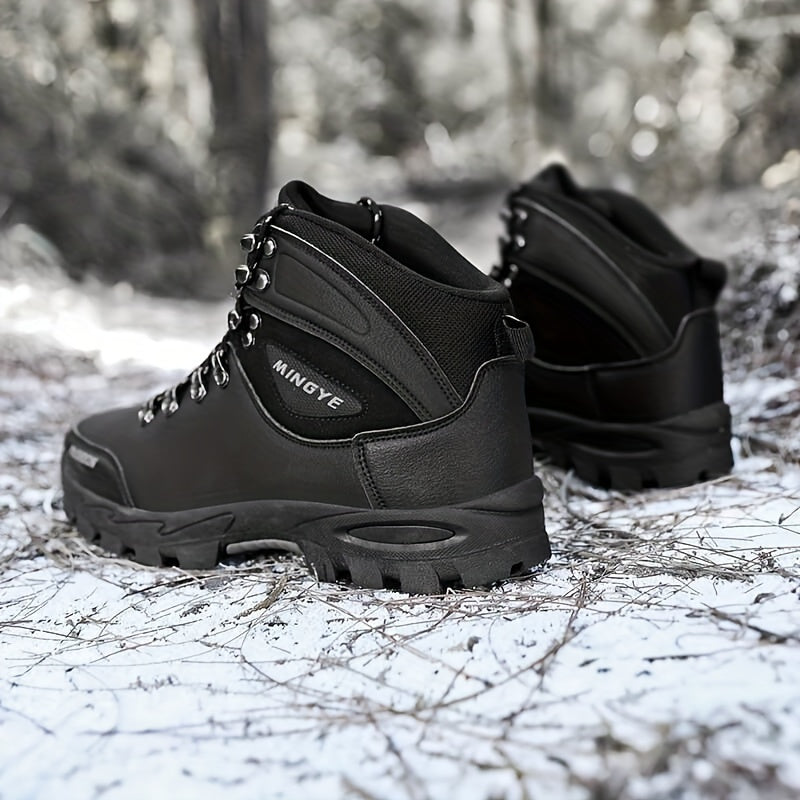 men's lace-up hiking boots