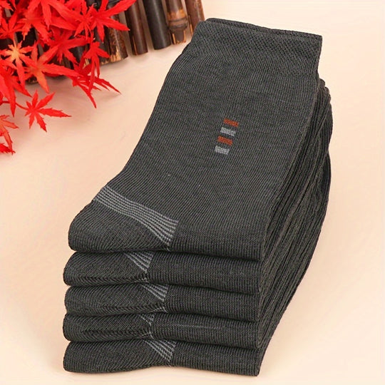 Trendy Classic Solid Crew Socks for Men (5 Pairs)