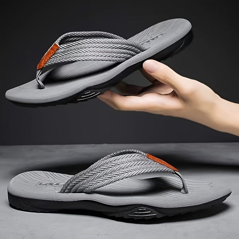 Lightweight flip flops for men