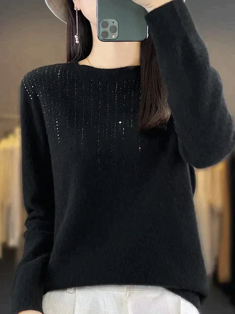 Cozy, stretchy sweater for women