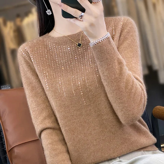 Cozy, stretchy sweater for women