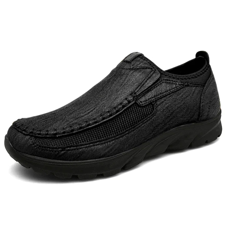 Fashionable orthopedic moccasins