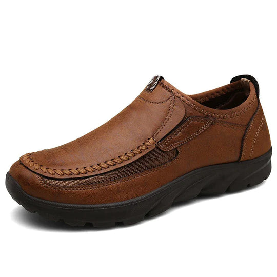 Fashionable orthopedic moccasins