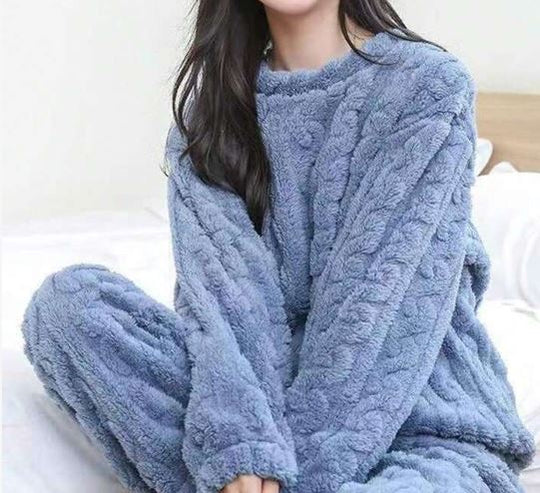 Soft, warm pajama set for women