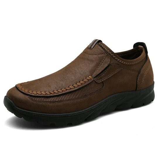 Fashionable orthopedic moccasins