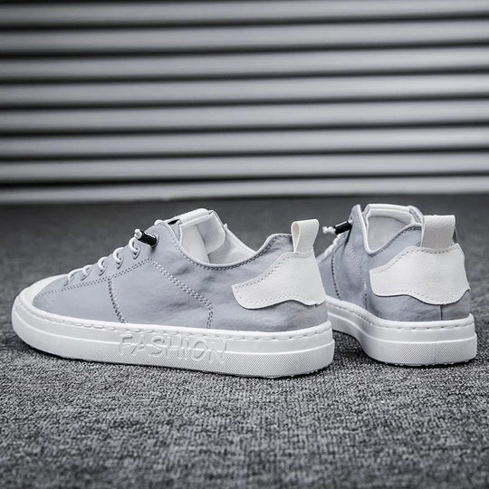 Classic low canvas shoes