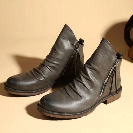 Elegant winter boots for men