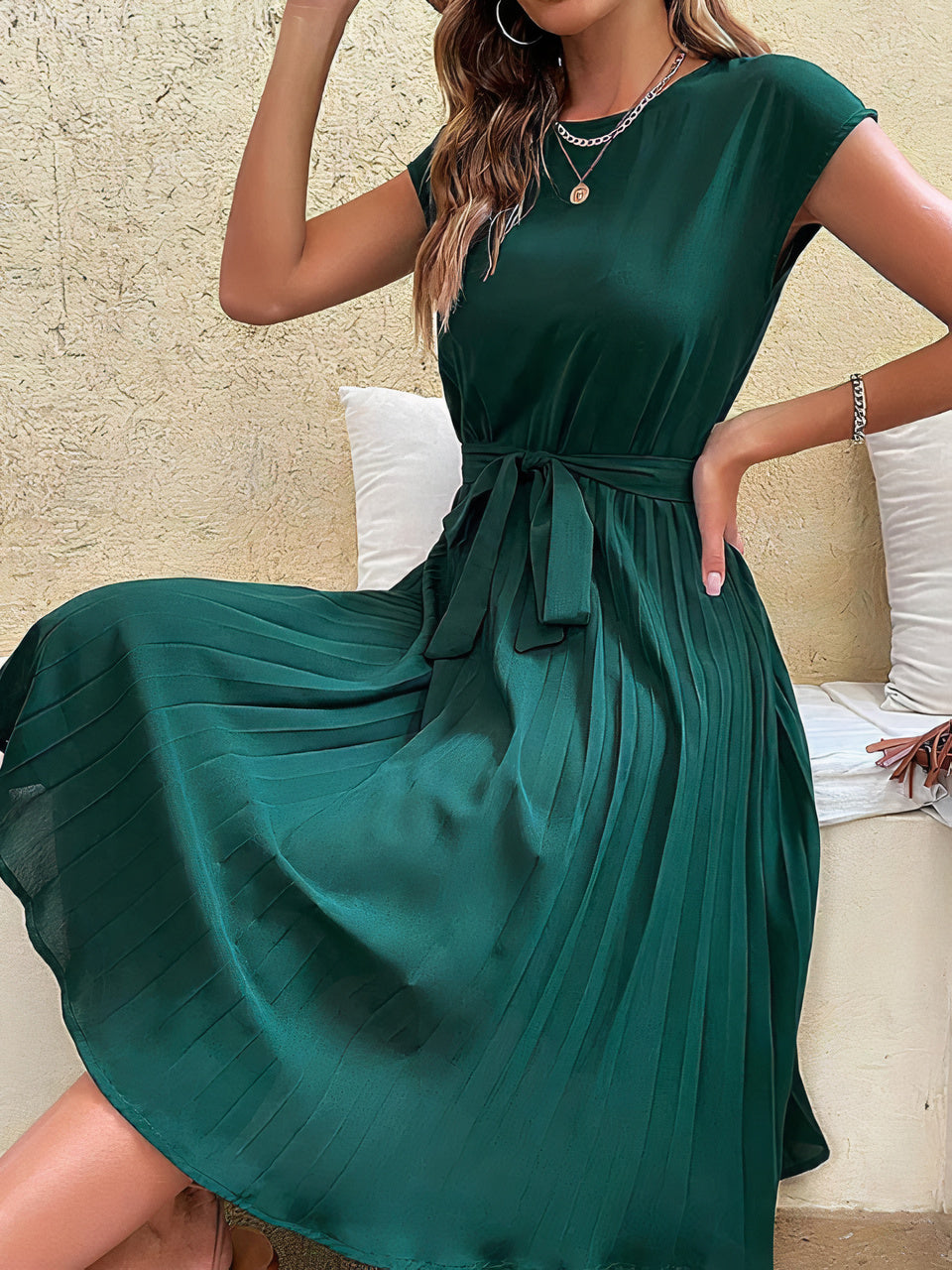 Elegant pleated dress for women