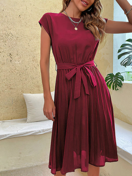 Elegant pleated dress for women