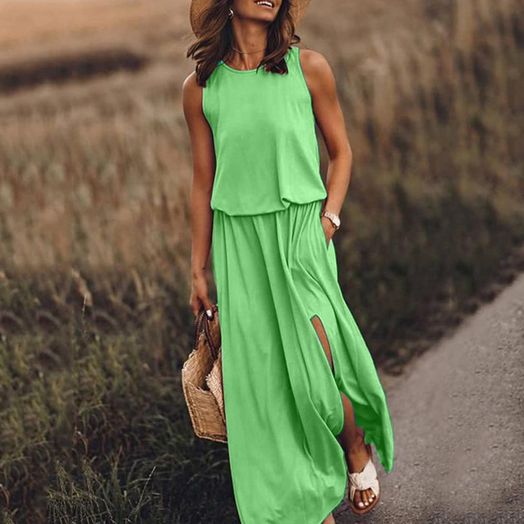 Sleeveless maxi dress with high slit