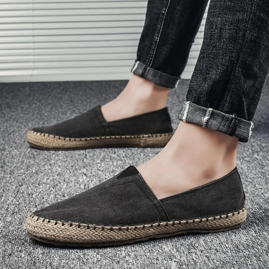 Espadrilles made of contrasting canvas