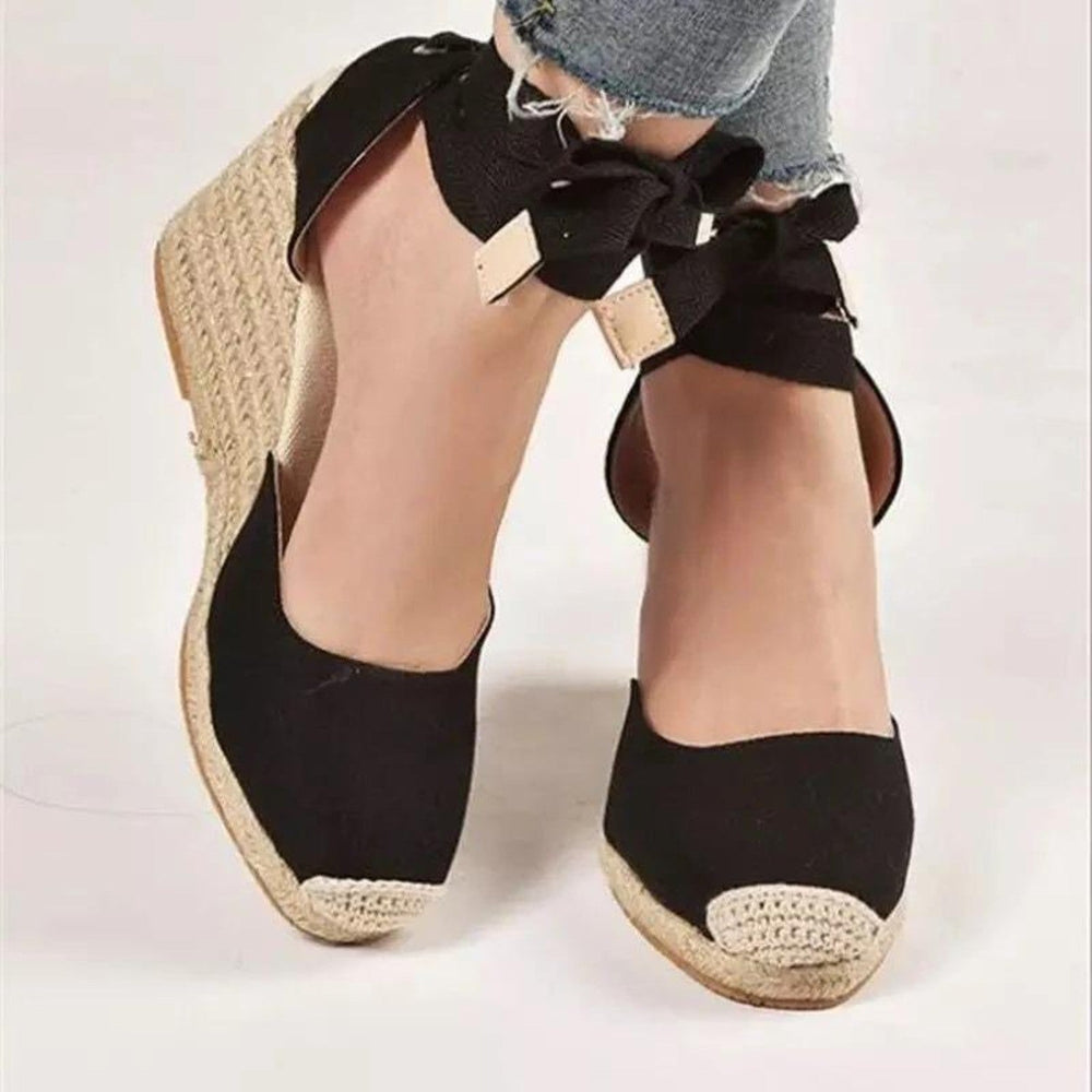 Espadrilles mit einfachem Knotenriemen