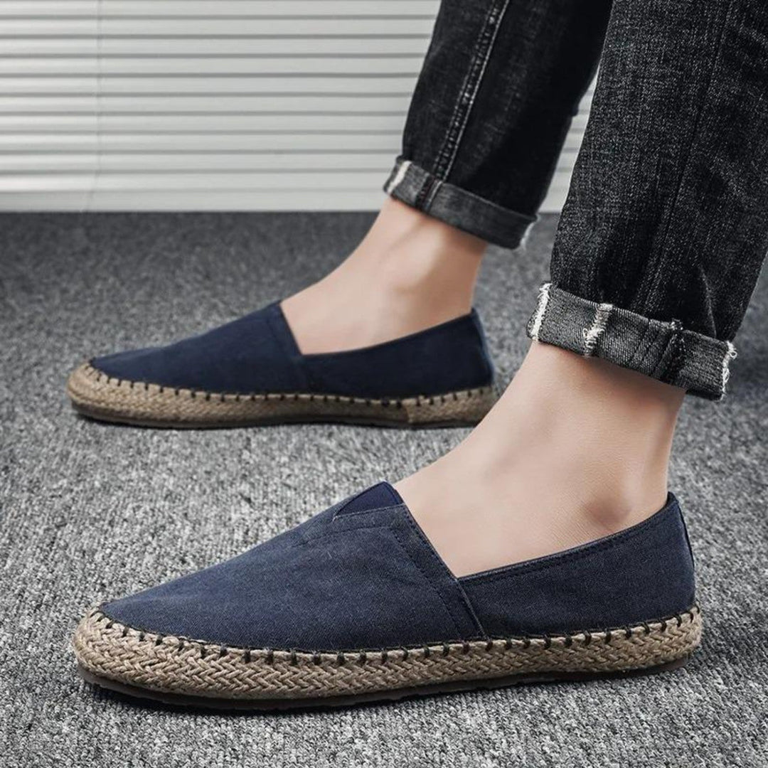 Espadrilles made of contrasting canvas