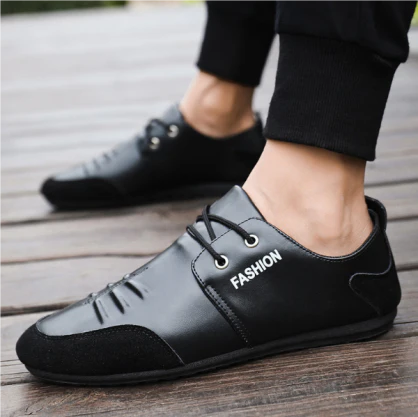 Elegant lace-up sneakers for men