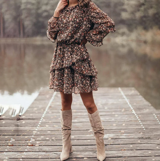 Long-sleeved dress with ruffles