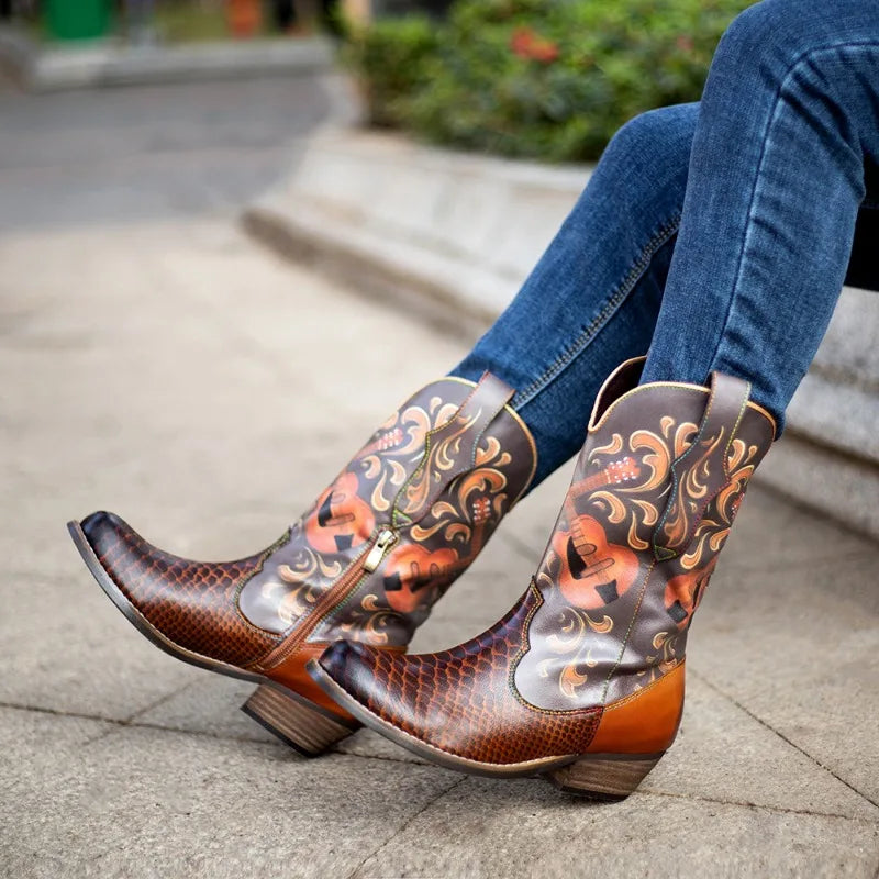 Knee-high cowboy boots made of sheepskin 