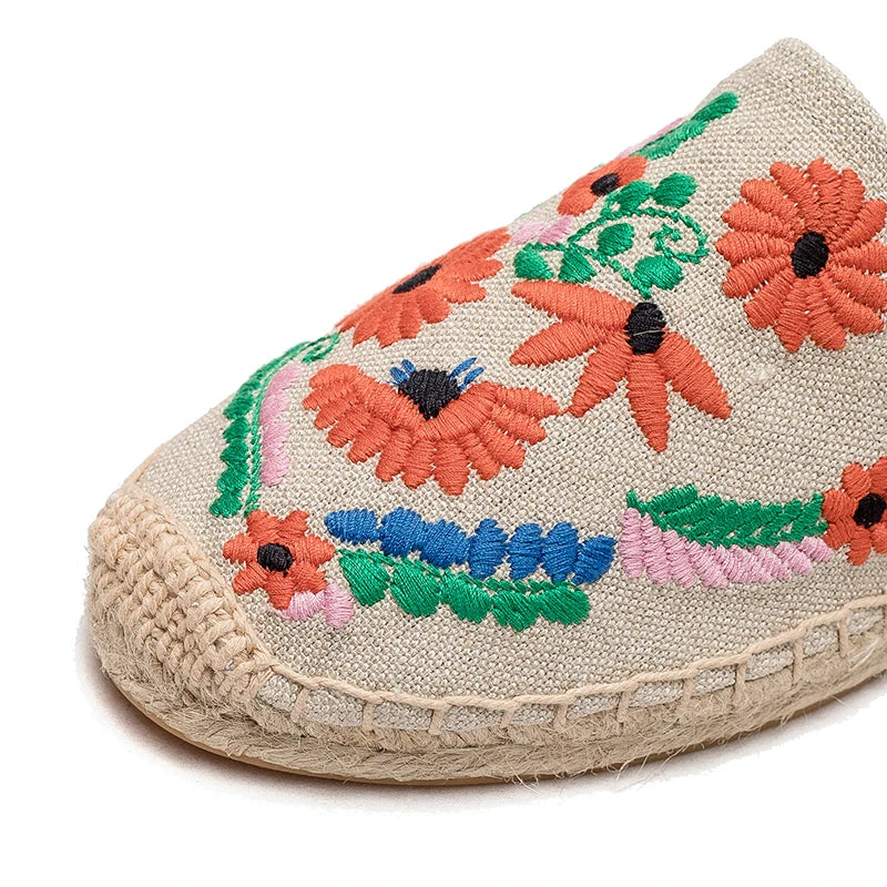 Bestickte Espadrille-Pantoletten für Frauen