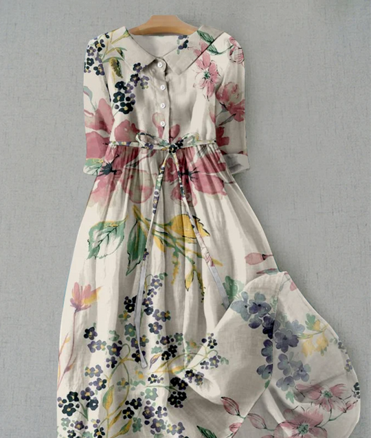 Comfortable long dress with floral pattern