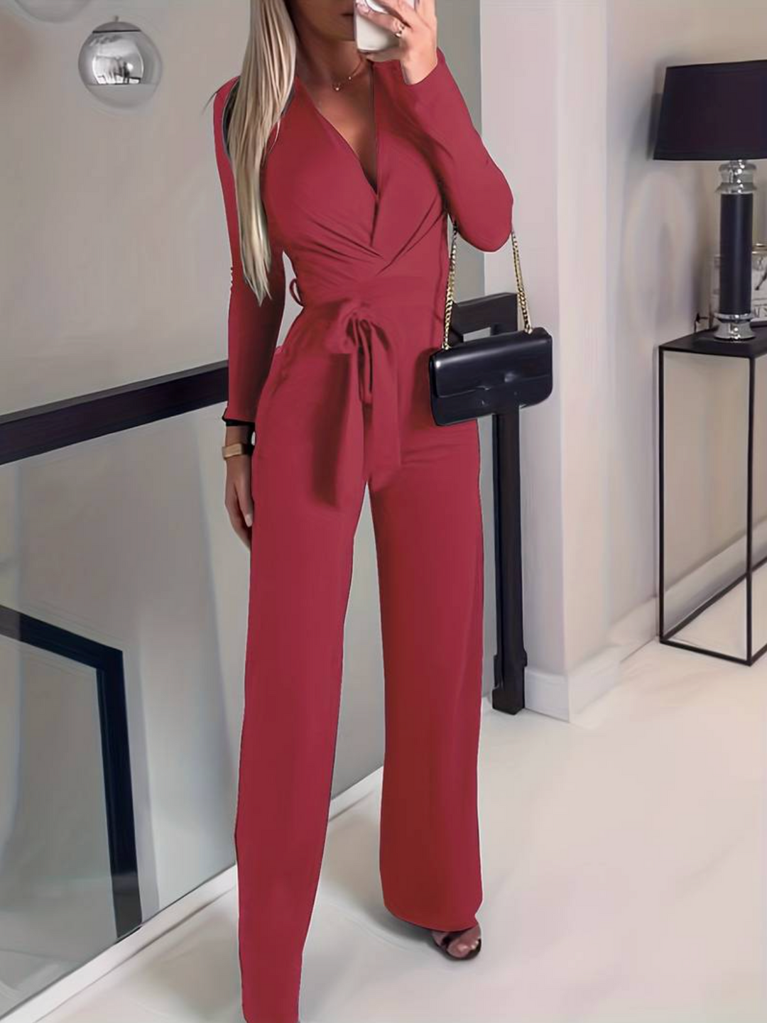 Elegant long-sleeved overall