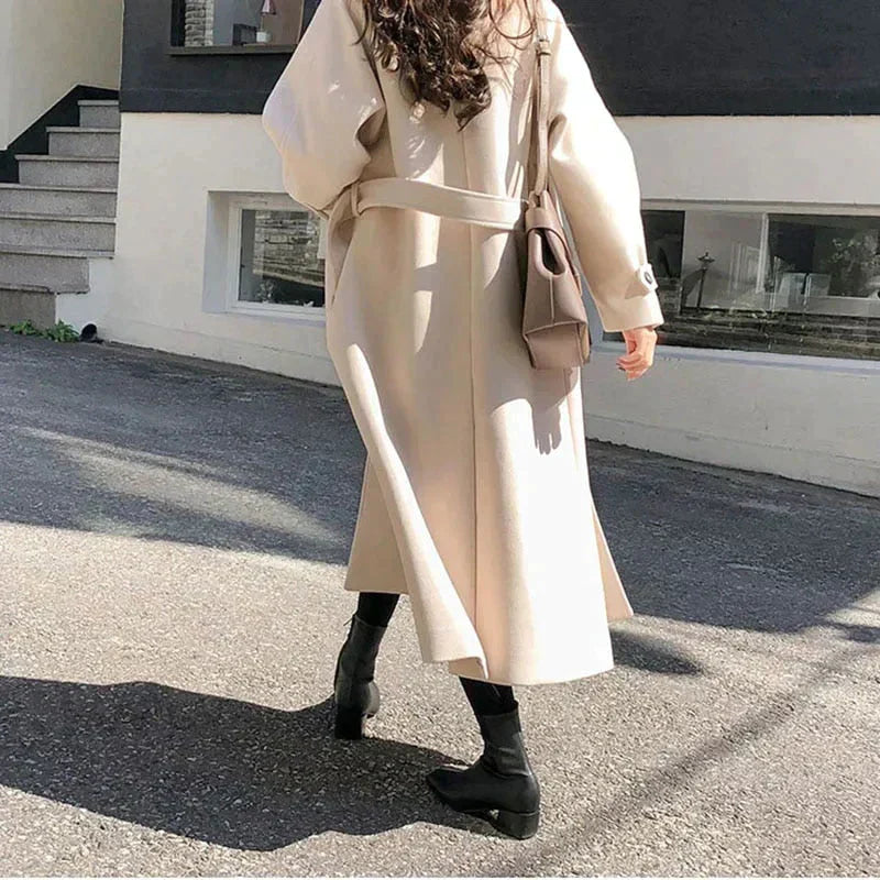 Elegant long coat with belt for women