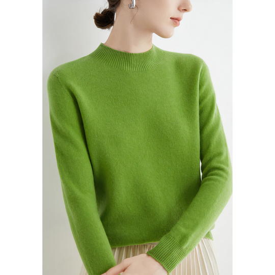 Long-sleeved sweater made of knitted wool