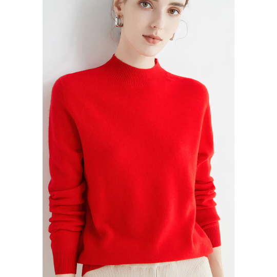 Long-sleeved sweater made of knitted wool