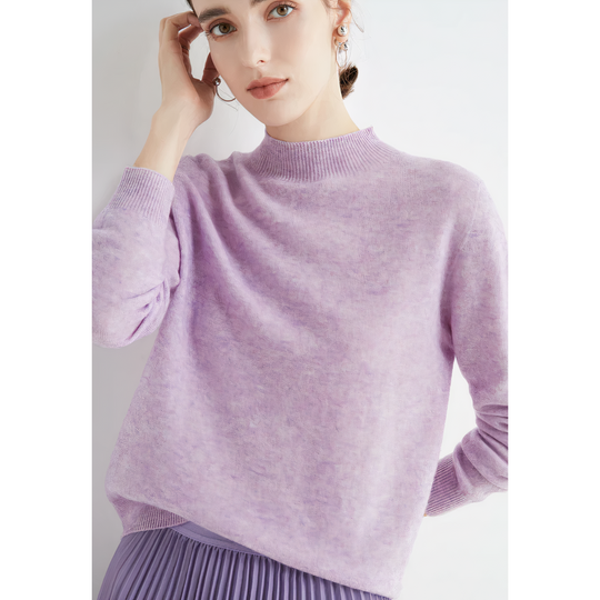 Long-sleeved sweater made of knitted wool