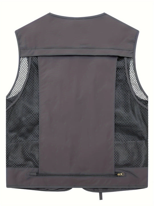 Cargo vest with multiple pockets