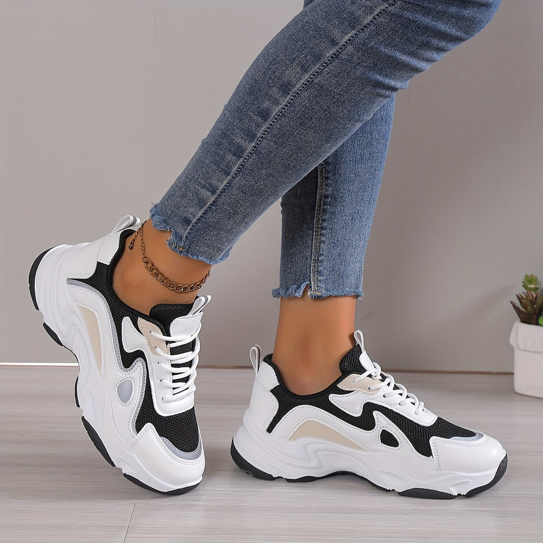 Stylischer Farbblock-Sneaker für Frauen