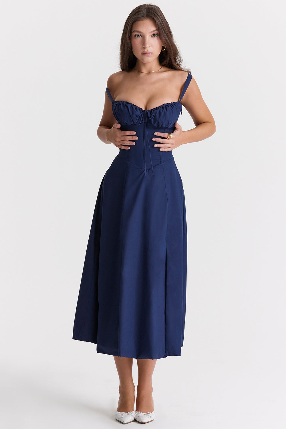 Elegantes Kleid mit Schlitz