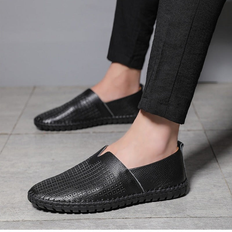 Herren-Slipper mit Stickerei-Details