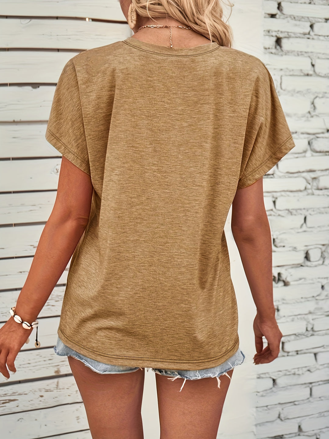 Short-sleeved T-shirt with button placket