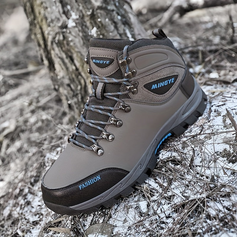 men's lace-up hiking boots