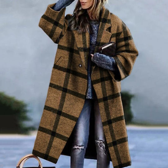 Elegant coat made of a wool blend