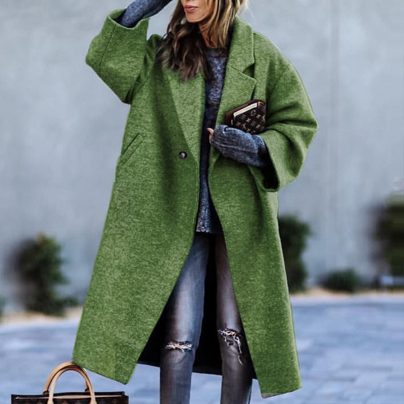 Elegant coat made of a wool blend