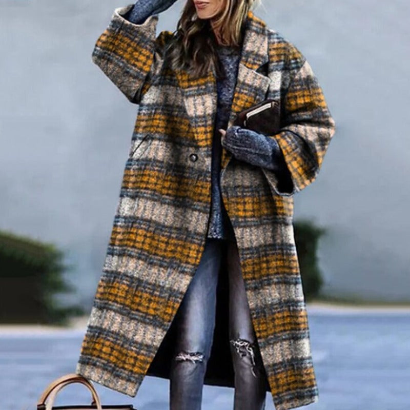 Elegant coat made of a wool blend