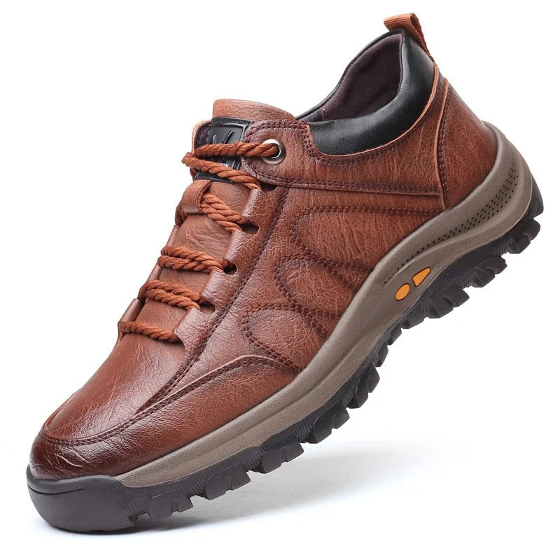 Waterproof outdoor lace-up shoes for men