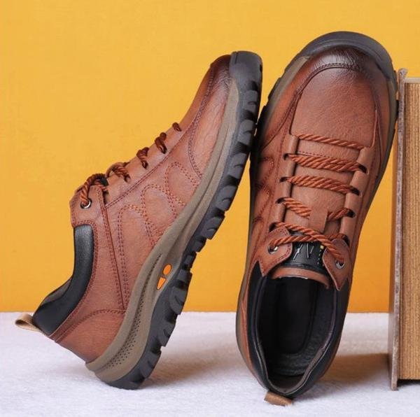 Waterproof outdoor lace-up shoes for men