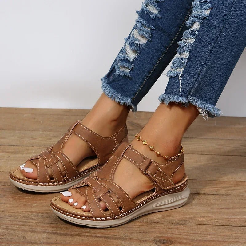 Orthopedic leather sandals for women