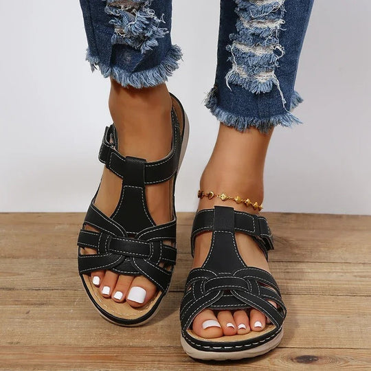 Orthopedic leather sandals for women